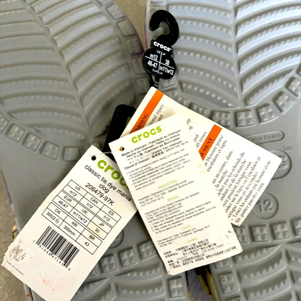NWT Crocs tie-dye mania clog